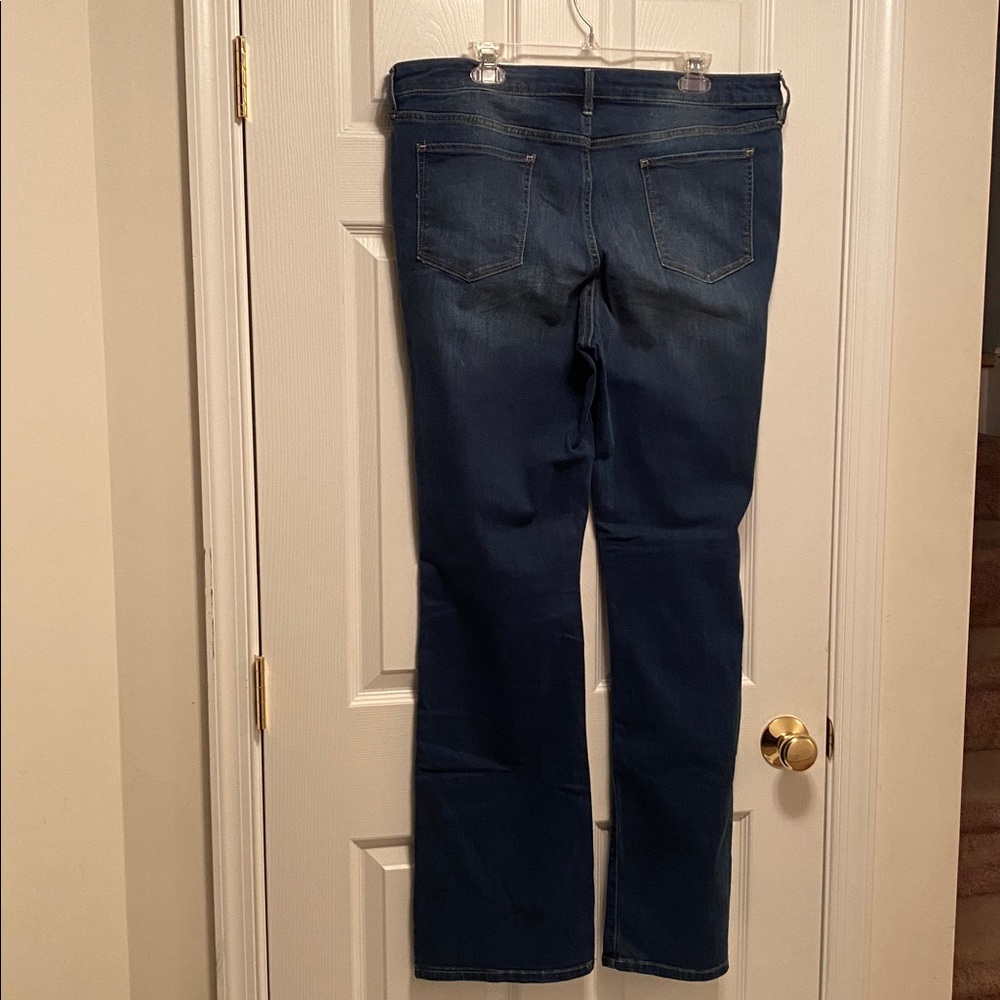 Soho New York & Company Curvy Bootcut Jeans…size 18 Tall - Picture 2 of 6